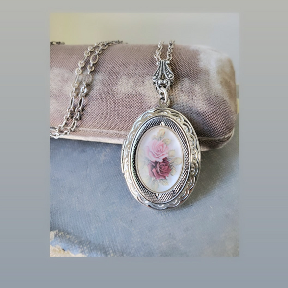 1940's German Roses Cameo Necklace
