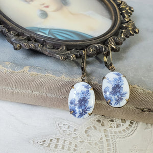 Vintage Cameo Earrings