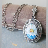 Vintage Daisy Cameo Locket Necklace